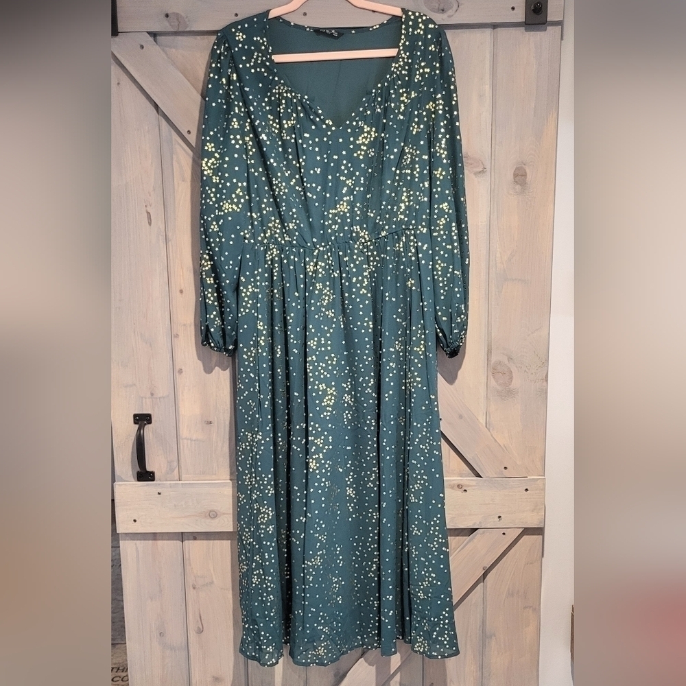 Bloomchic Green & Gold Glitter Star Print Longsleeve Dress
